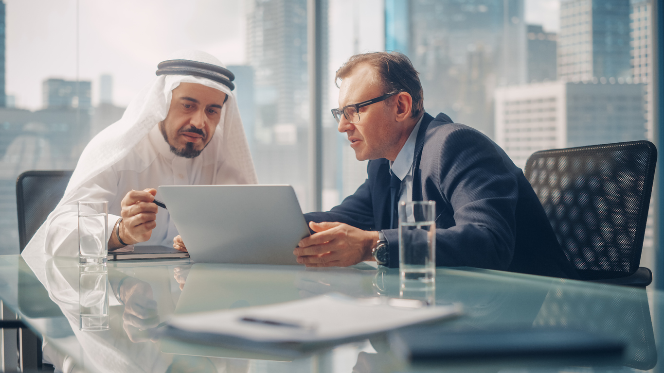 UAE Employment Visas: A Guide for Foreign Employers